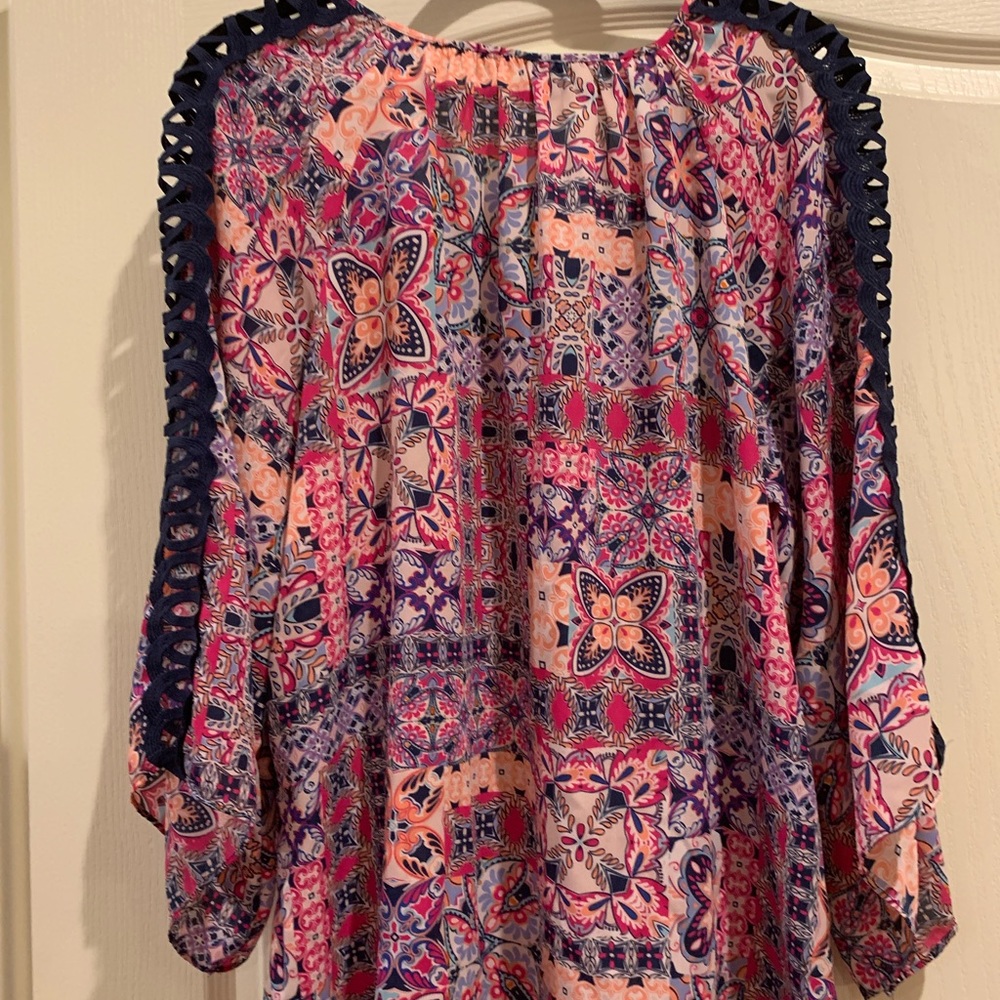 Zac and Racheal Woman top